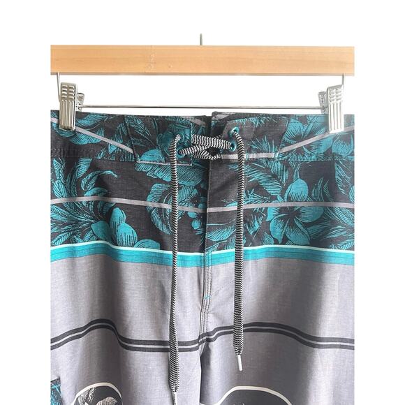 Trinity Boardshorts 34 Gray Floral Tropical Stripe Swim Surf Beach Trunks Pool‎ - Picture 3 of 7